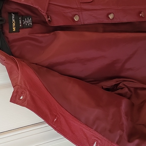 Red leather jacket, Size 12 - Picture 6 of 6